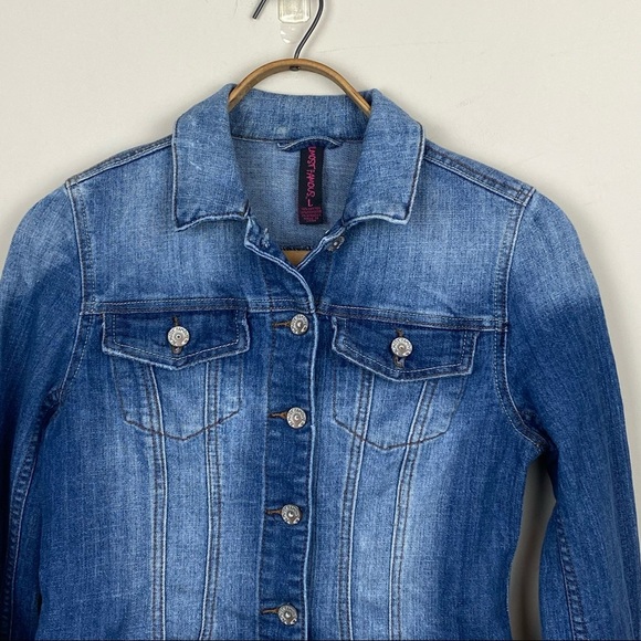 Almost Famous || Denim Jean Jacket; Size L - Picture 4 of 9